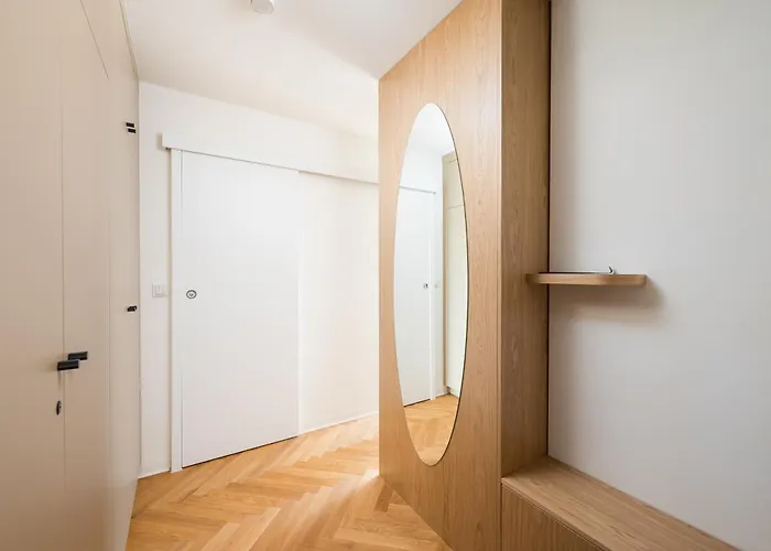 Solec Powisle Deluxe By Bookinghost Warsaw