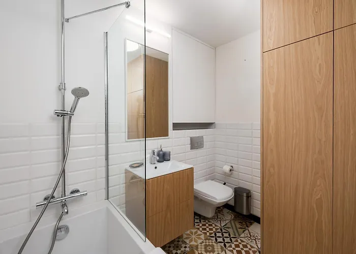 Apartment Solec Powisle Deluxe By Bookinghost Warsaw