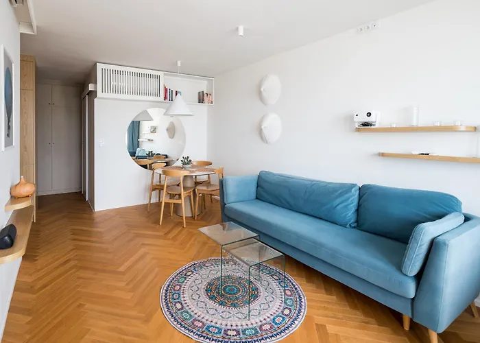 Apartment Solec Powisle Deluxe By Bookinghost *